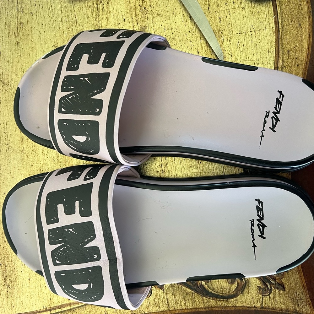 Fendi Slides by roma